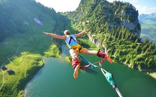 Kinh doanh nhảy bungee ngày càng trở nên phổ biến nhưng cũng là loại hình kinh doanh tốn khá nhiều chi phí cũng như thời gian cấp phép.